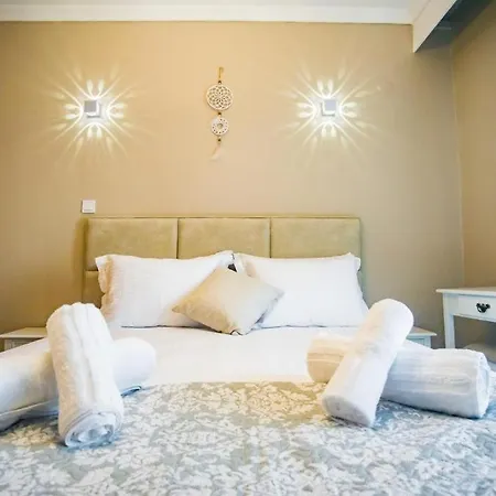 Design And Luxury Apartment